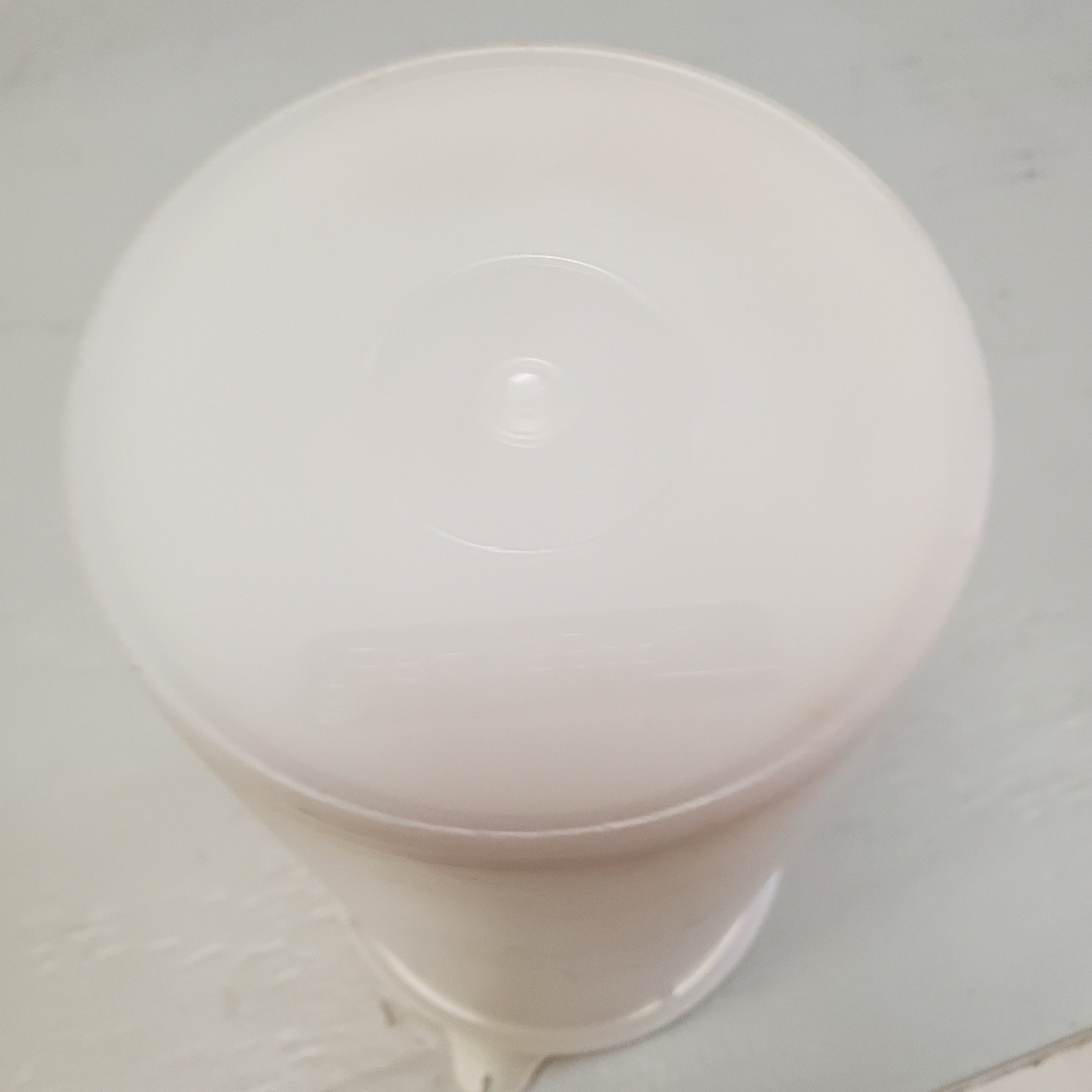 Tupperware Container - Picture 2 of 2